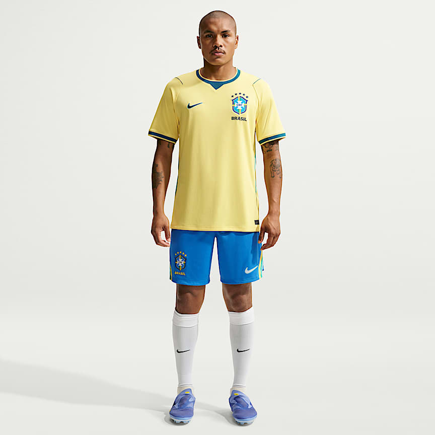 Brazil Men's Nike Soccer T-Shirt. Nike.com